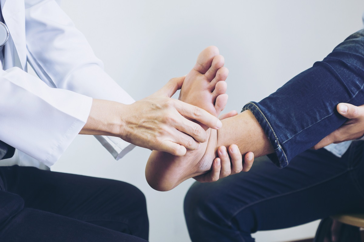 Why Do Flat Feet Cause Pain and What Can You Do About It?