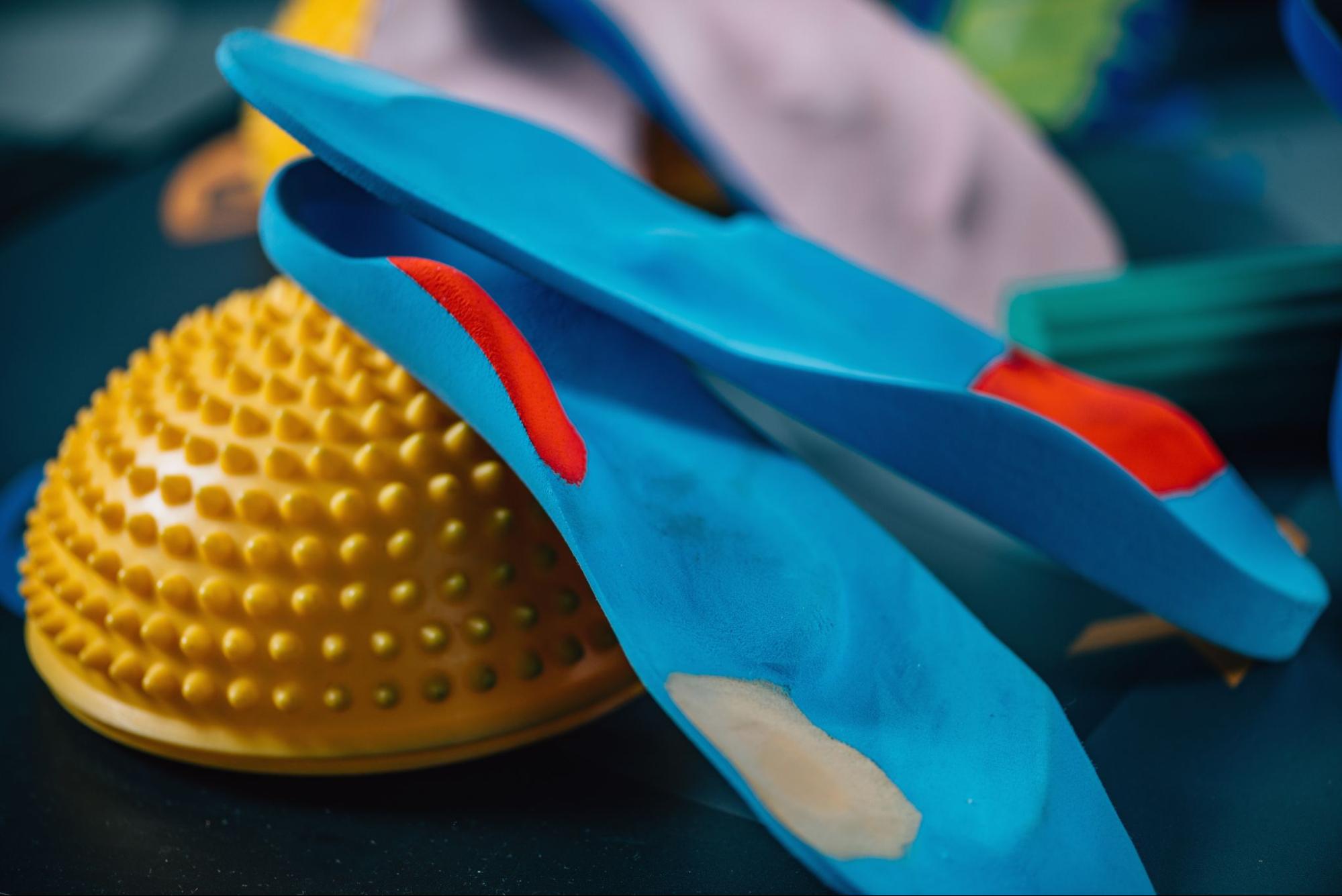 6 Signs That You May Need Custom Insoles