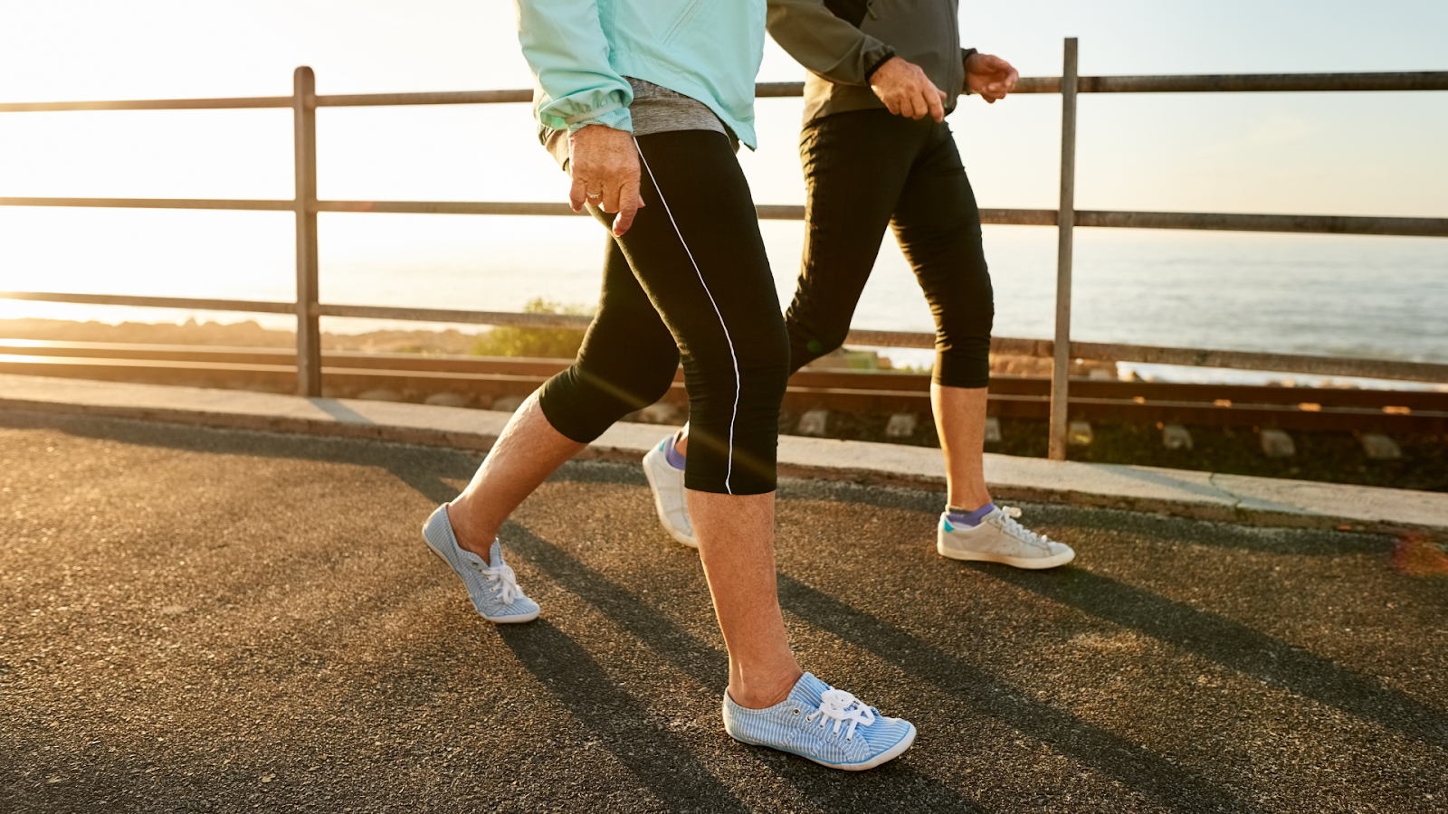 Seniors walking for knee health management and relief from patellofemoral pain syndrome