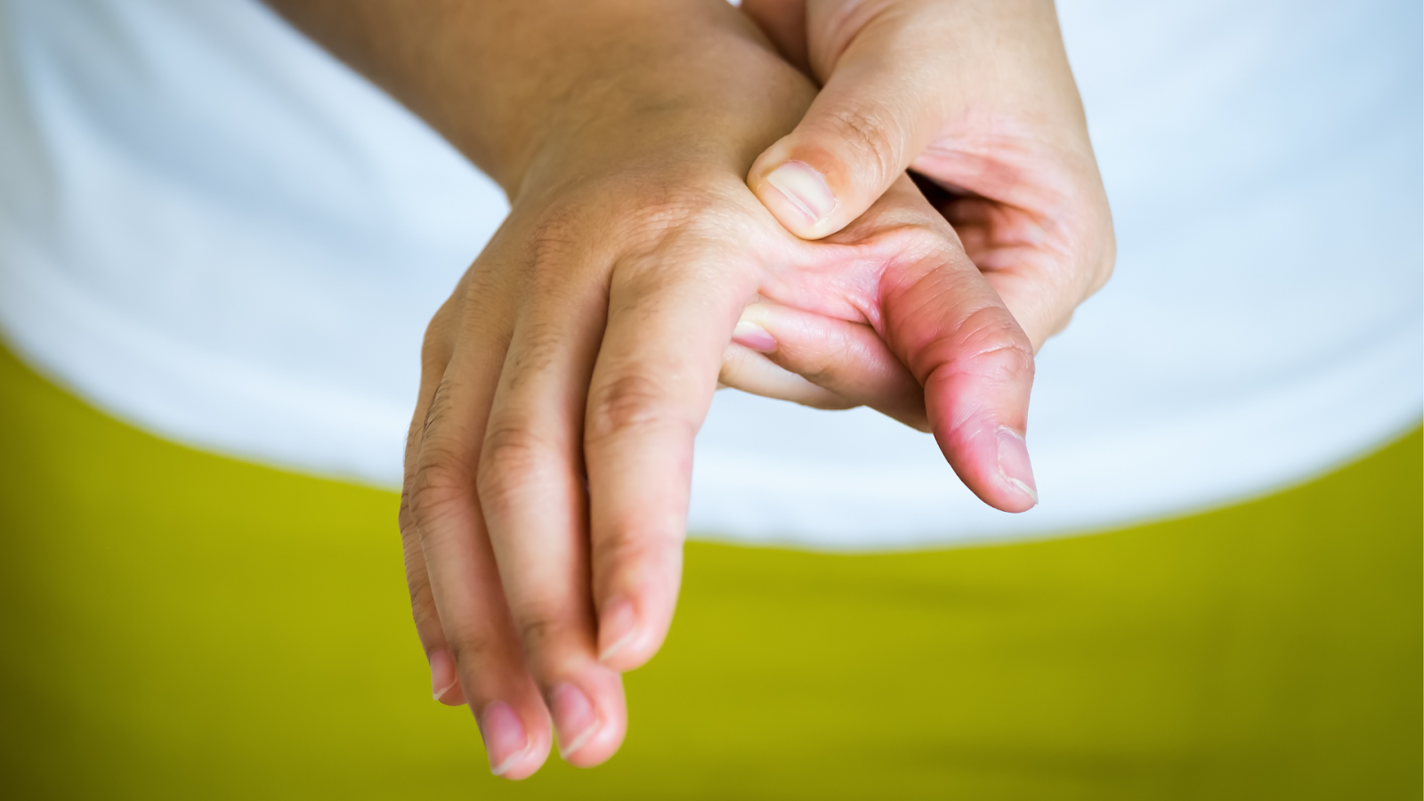 Close-up of inflamed hand joint, a common symptom of rheumatoid arthritis