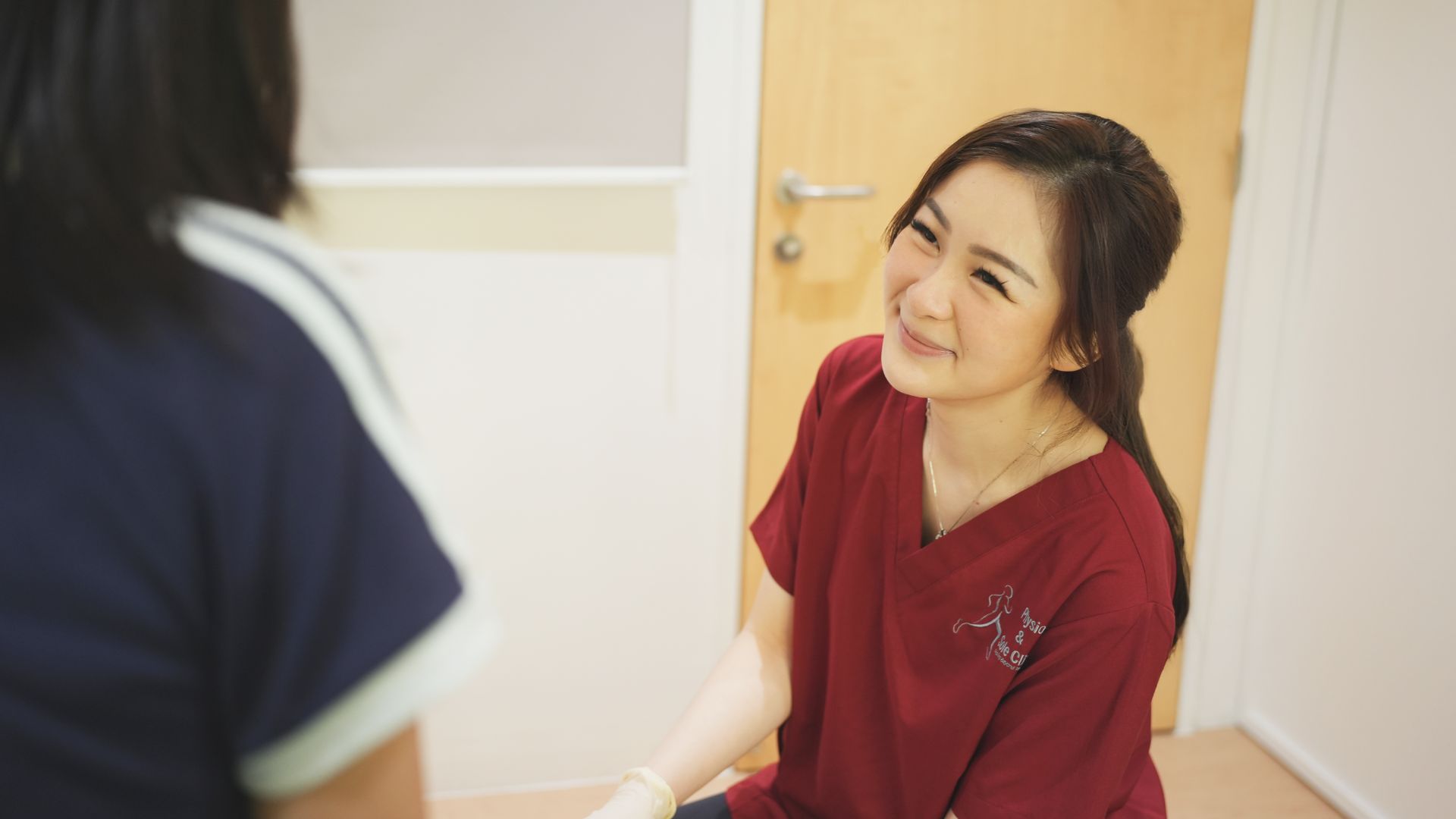 Podiatrist consultation in Yishun for foot pain, heel pain and nail problems